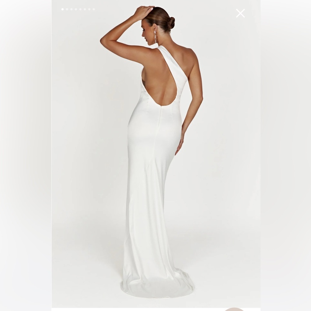 Meshki Harper Dress - Picture 1 of 3